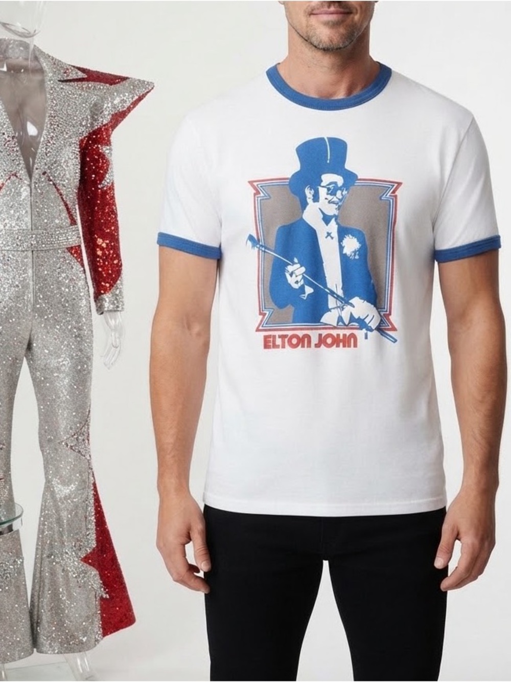 Elton John Official 2022 Top Hat Ringer Concert T-Shirt Size Medium red blue